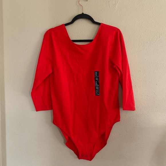 GAP Tops - NWT red leotard quarter sleeve